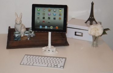 SeaSucker White iPad Galaxy Mount in study