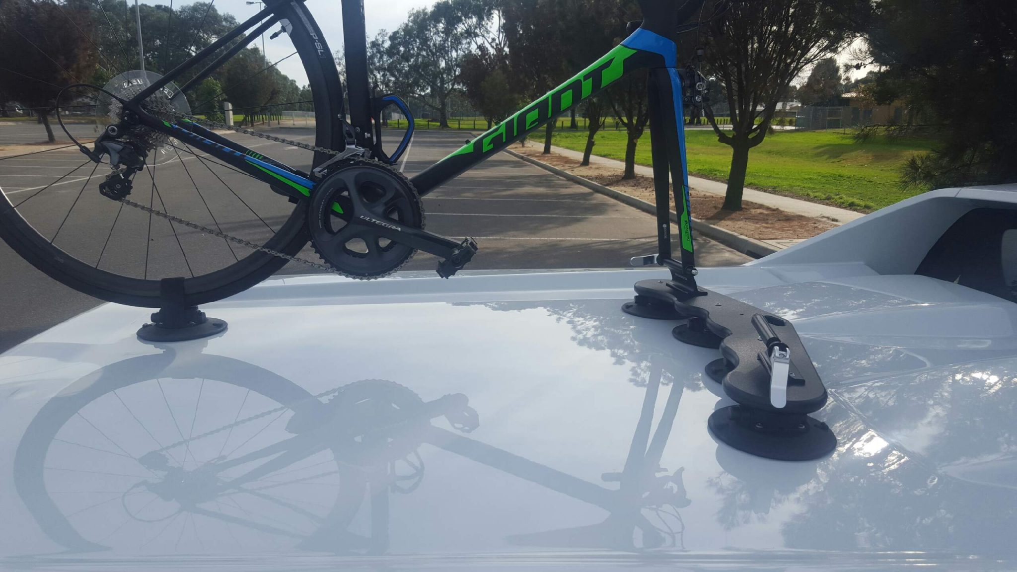 HSV Maloo Ute with SeaSucker Mini Bomber 2 bike rack