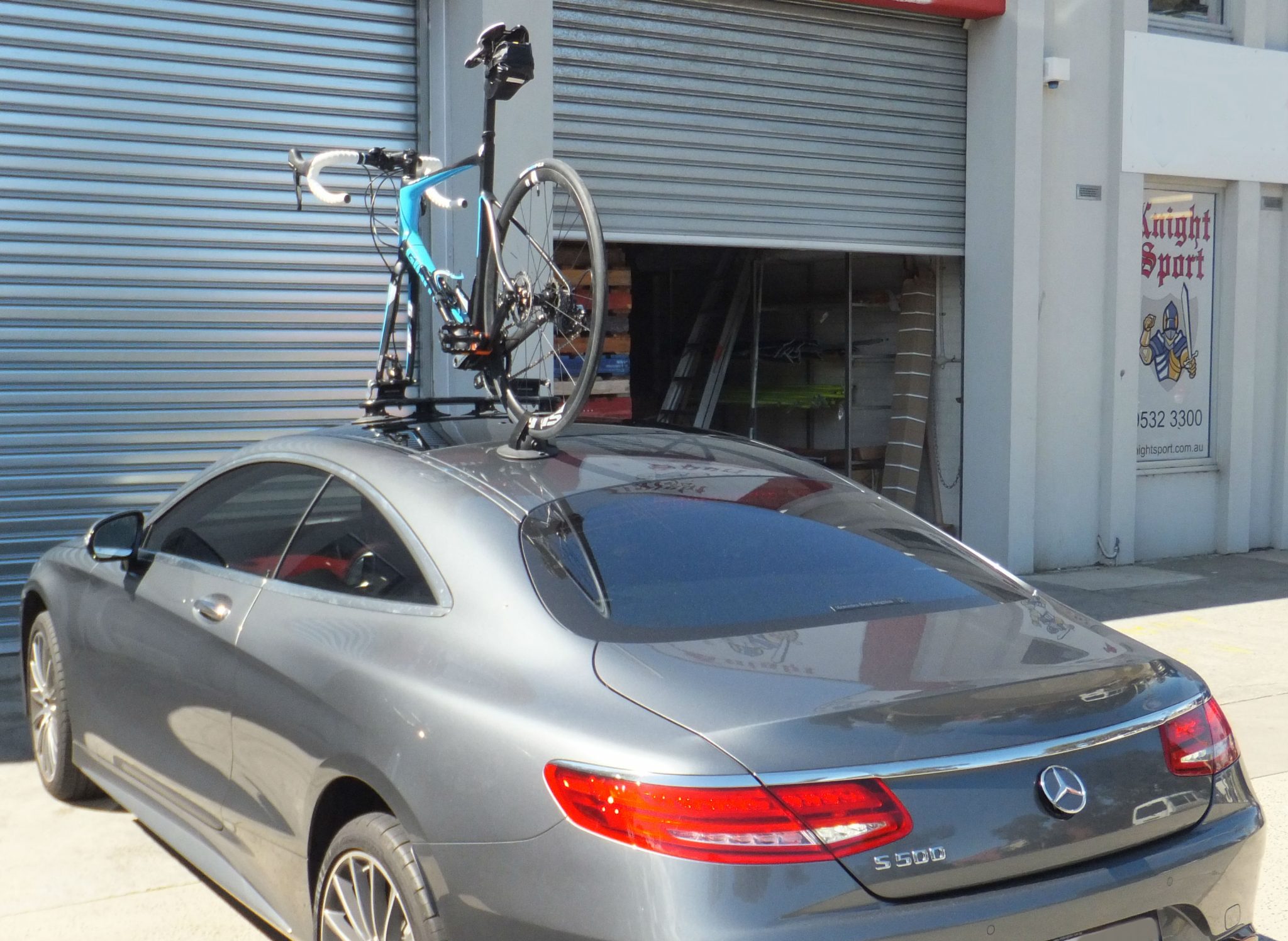 Mercedes Benz S500 with SeaSucker Mini Bomber Bike Rack