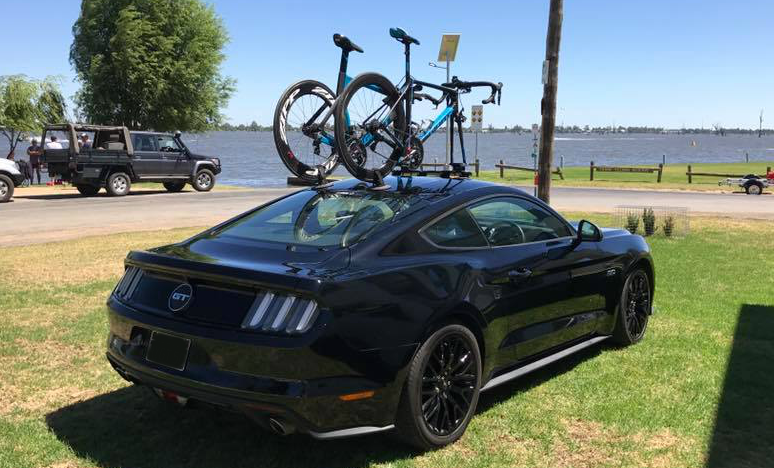 Ford Mustang - The SeaSucker Mini Bomber