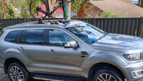 SeaSucker Talon 1-Bike Rack attached to the panoramic roof of a Ford Everest